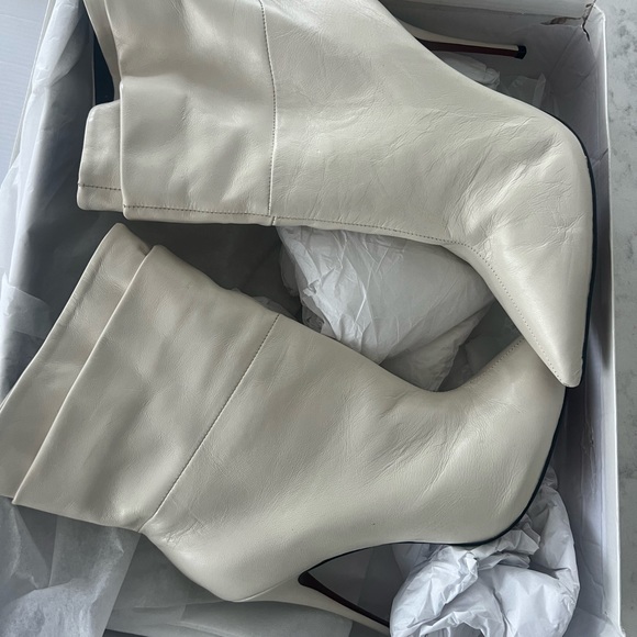 L’Intervalle Vanilla Leather Booties 41 - Picture 6 of 7